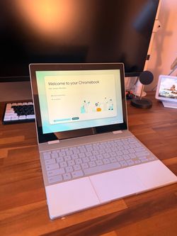 Google Pixelbook Chromebook Laptop