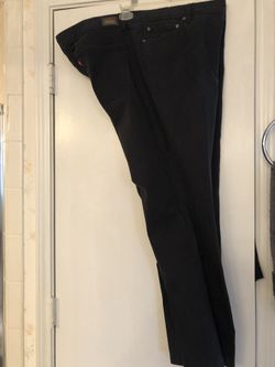 Ladies Black Levi Jeans