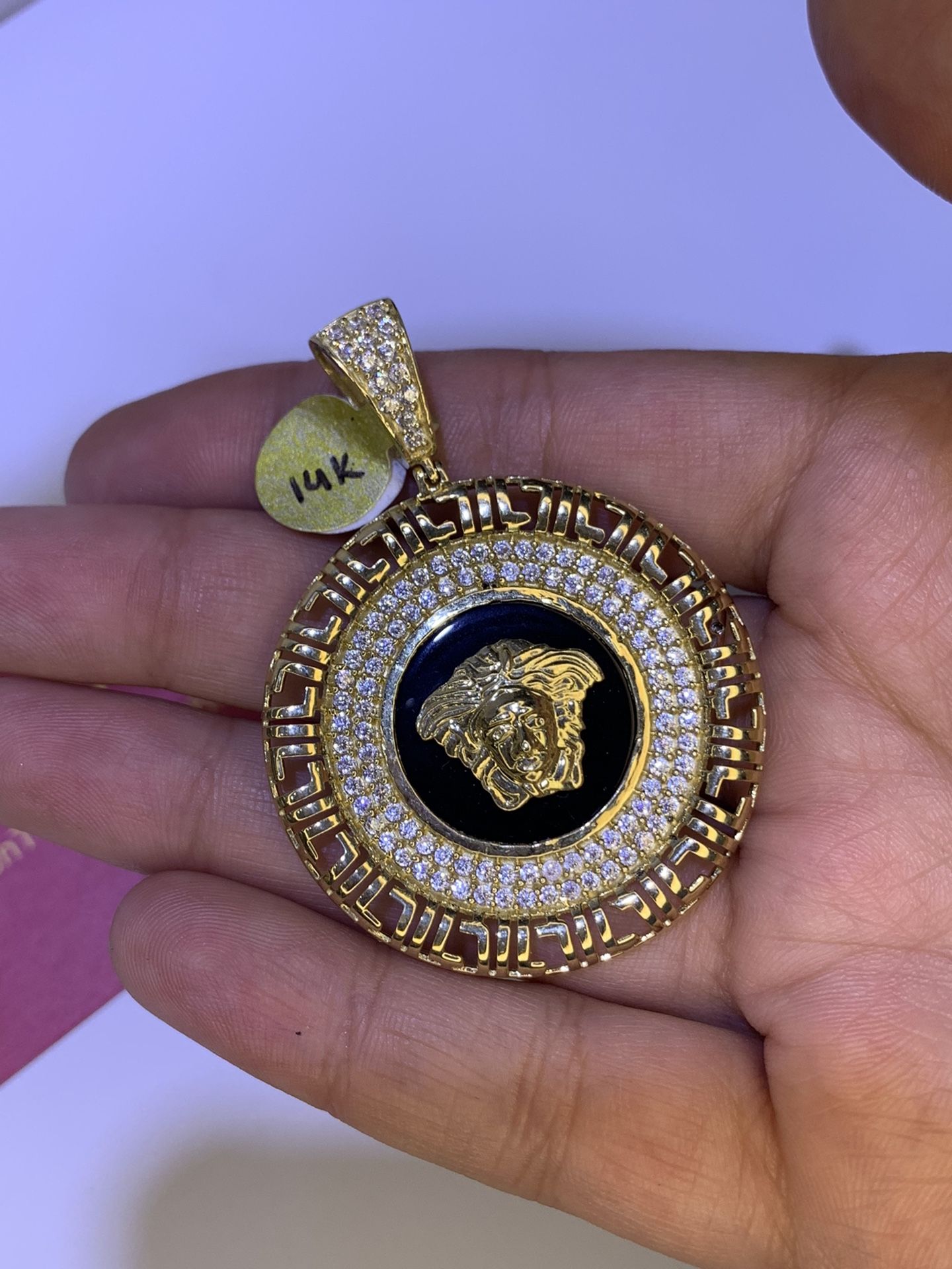 14K Yellow Gold Medusa Pendant