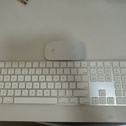 Wireless Apple Keyboard With USB-C