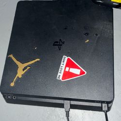 PS4 Three Controllers 