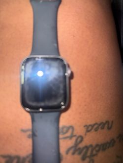 Se 44mm Apple Watch