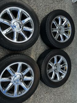 Lot of 4 GMC Chrome 20s 6x5.5 6x139.7 General Grabber 275/55R20