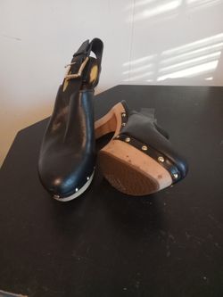 Women Micheal KORS Size61/2 black