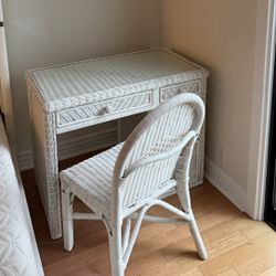 Table And Chair Desk