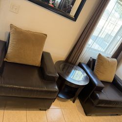 2 Sillones Individual Y 2 Mesas 