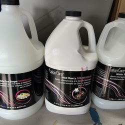 6 gallons of salon grade conditioner