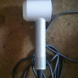 White Dyson Hair Dryer Working 