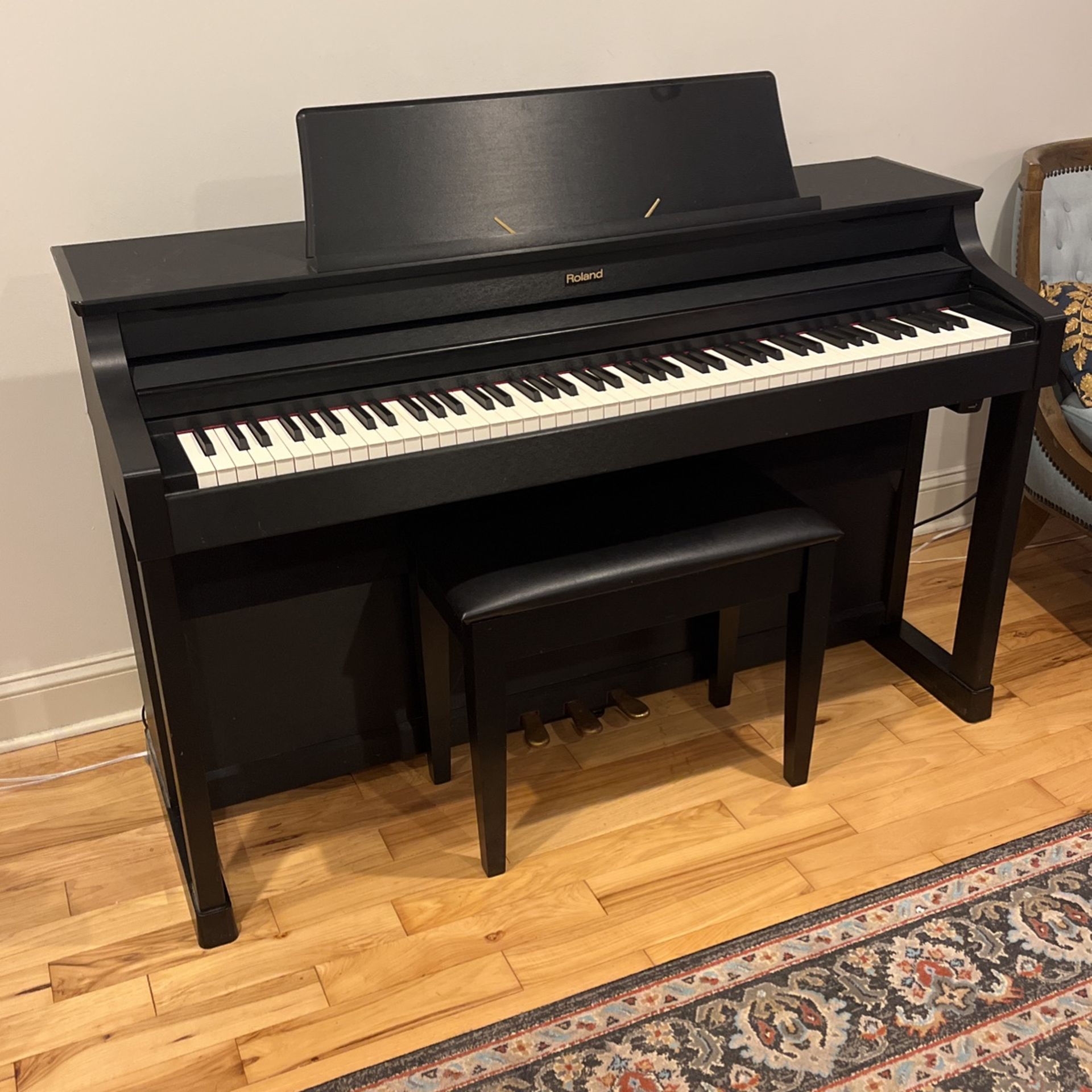 Roland HP-307 Upright Digital Piano for Sale in Philadelphia, PA - OfferUp