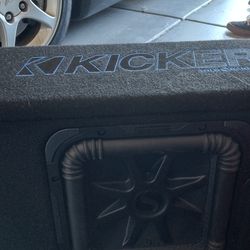 Kicker L7 Single Cab Truck Box 10 Inch Sub 