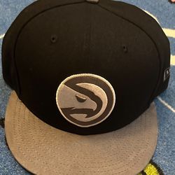 Atlanta Hawks New Era Snap Back