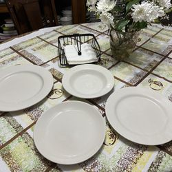 White Homer Laughlin Service For 6
