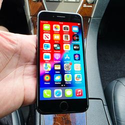 T-Mobile and Metro iPhone 8 Good Condition 64GB