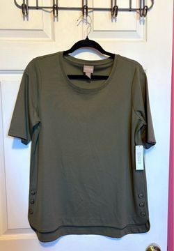 Chicoβs NWT Olive Cyprus Fern Green Side Button Tunic Top Size 1 (M/8)