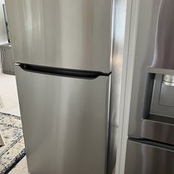 Almost new Frigidaire Refrigerator!