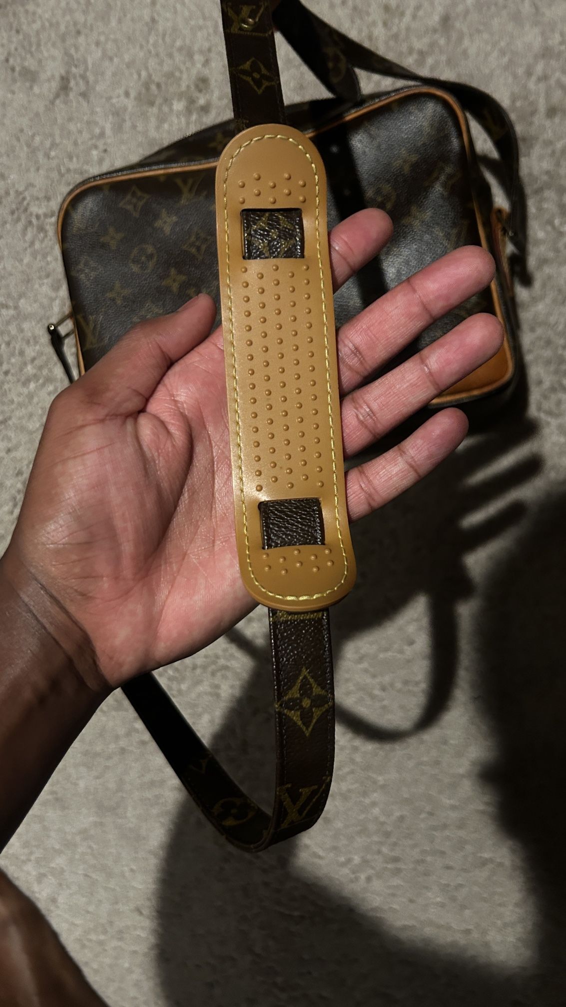 Louis Vittuon Nile’s Bag