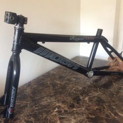 2000 Mosh Royal Four Star XL Frame And Fork Mosh Bmx Royal 4 🌟🌟🌟🌟 Xtra Long Bmx 