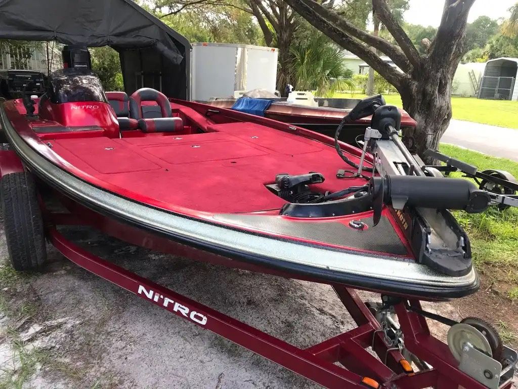 2003 Nitro Bass Boat