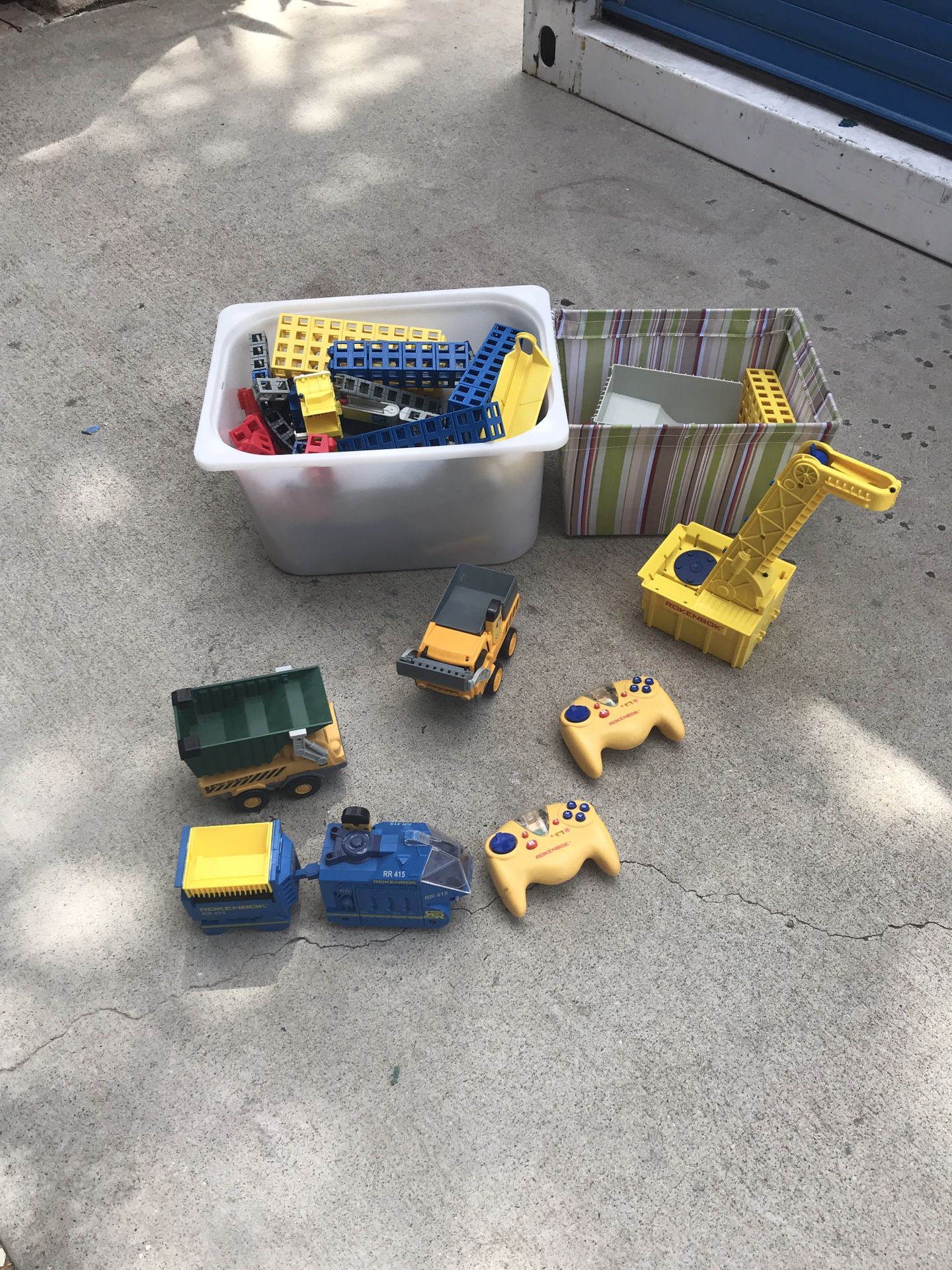Rockenbok monorail + construction set