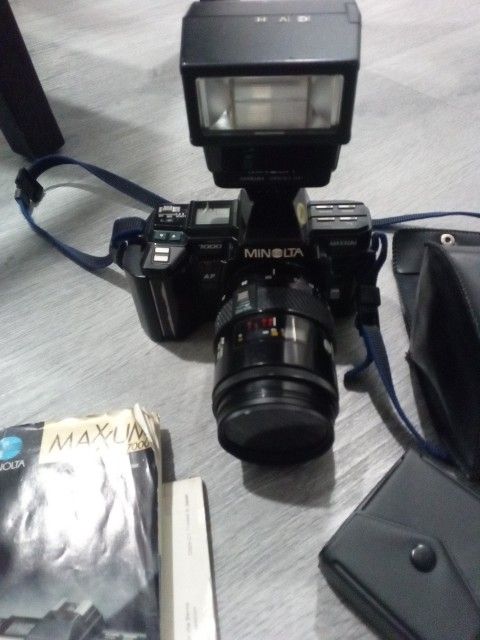 Minolta 7000 Photo Camara 📸 Cash Only$