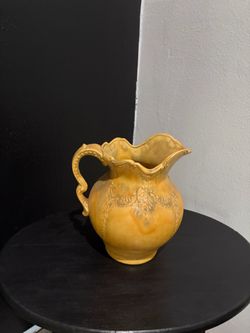 Yellow vintage vase only