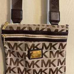 Michael Kors Crossbody Handbag