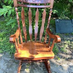 Gorgeous Rocking Chair 