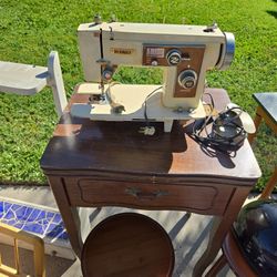 Sewing Machine 