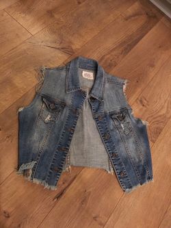 GIRLS VEST SIZE 10-12