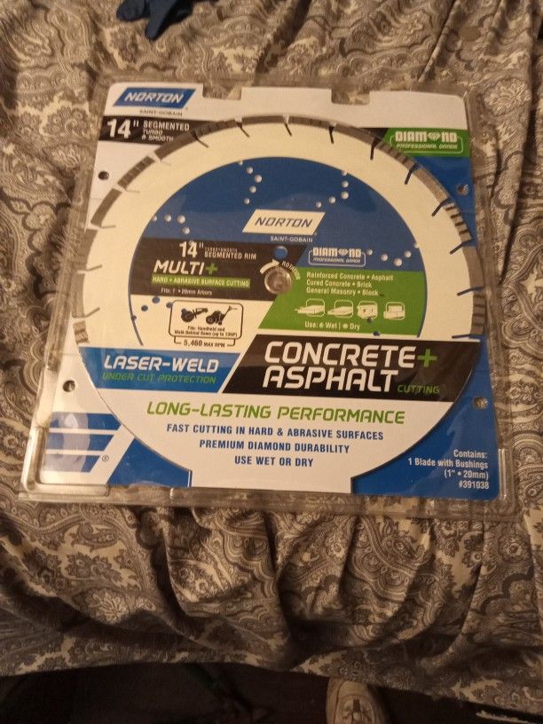 Norton 14-in Concrete And Asphalt Cutting Wheel Diamond Bit Retails For $170 Selling For 75 Dollars