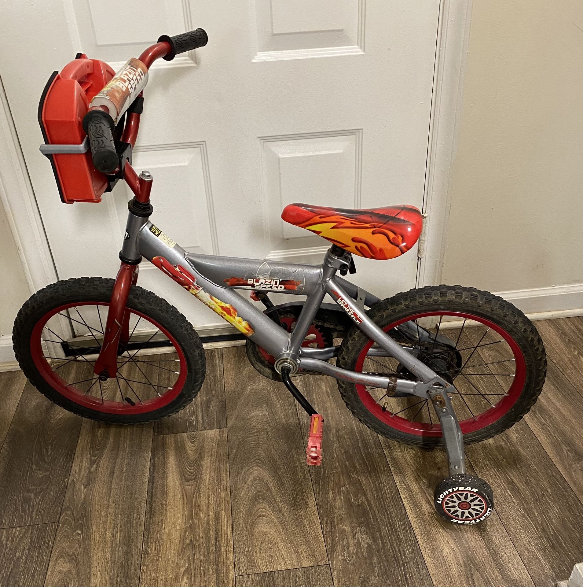 16 inch Kids Bike With Training Wheels 
