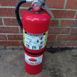 Fire Extinguisher B456 