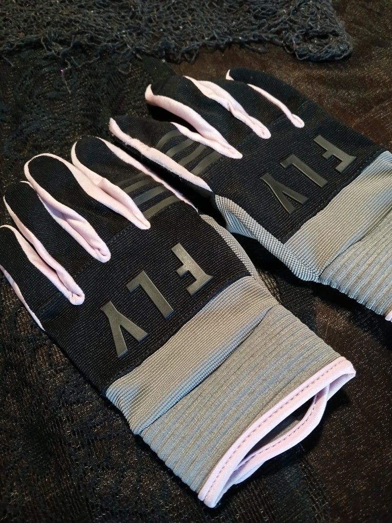 Fly Gloves