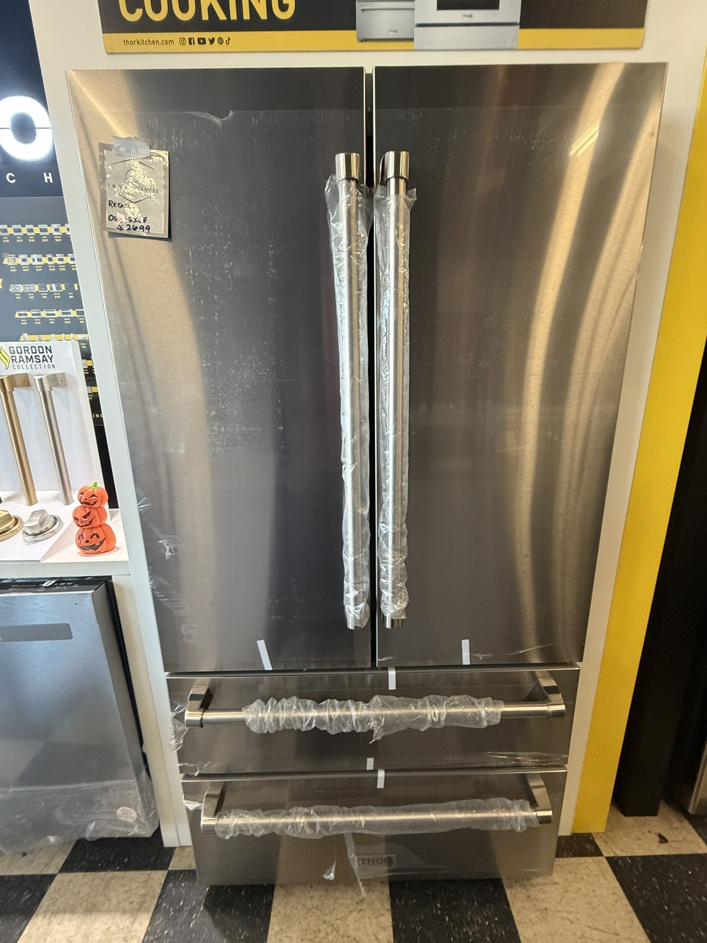 Thor Refrigerator In Stainless Steel