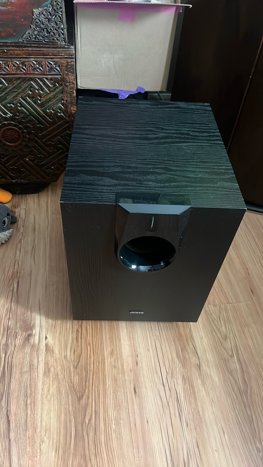 ONKYO SUBWOOFER.  SKW 593. Nueva.  