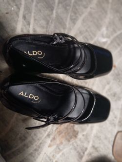 ALDO pillow talk chunky Mary Jane heels