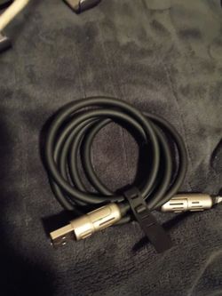 USB to Lightning Charging Cable Black