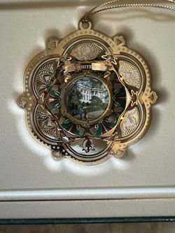 Christmas White House Ornament - 2005