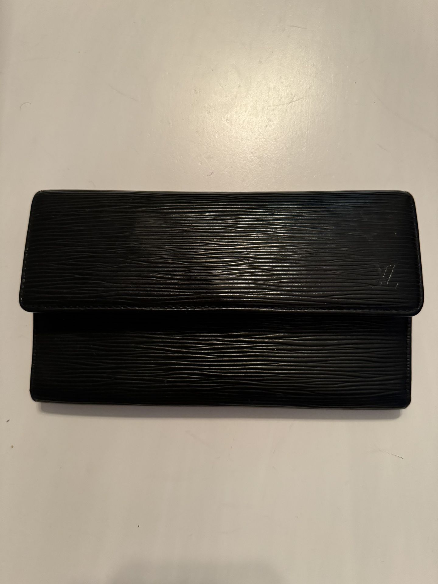 Authentic Louis Vuitton Black Epi Leather Porte Tresor Internationale Wallet Long Good Condition