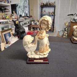 Giuseppe Armani " Baby's First Ride " Handcrafted & Hand-painted Figurine Made In Florence Italy 🇮🇹 On Polised Wood Base  Vintage 1984 8.5"H X 5.5"W