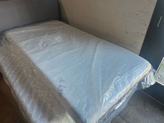 $99 — Premium All-Foam Twin Matress (Super soft, cozy, and pressure-relieving) Very few left!