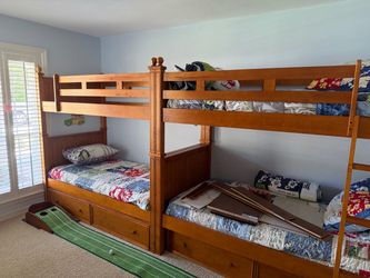 Twinover Twin bunkbeds (1 or 2) REDUCED. Great idea for bedroom, dorm, bunk house