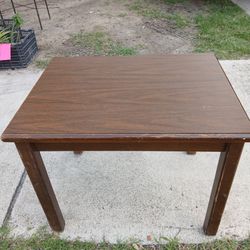 Small Wood Lamp Table. $10