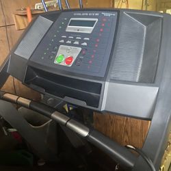 Golds Gym Treadmill 
