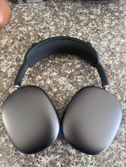 AirPod max headphones