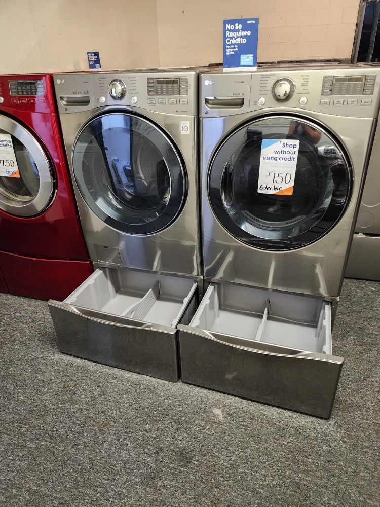 LG Front Loads Washer And Dryer Electric 