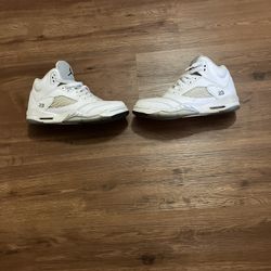 White Metallic 5s