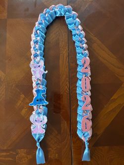 Graduation leis