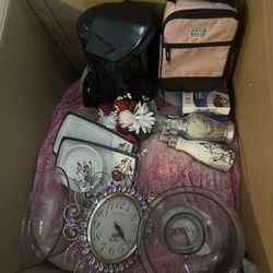 Mr Coffee Maker, Bean Bug, Clocks, Bathroom Accessories All for $10