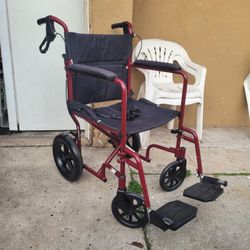 MEDLINE LIGHTWEIGHT TRANSPORT WHEELCHAIR 19" WIDTH